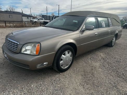 Used 2003 Cadillac De Ville Hearse image 5