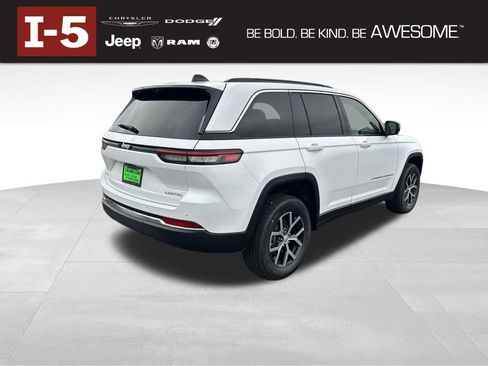 New 2025 Jeep Grand Cherokee Limited w/ Luxury Tech Group II image 3
