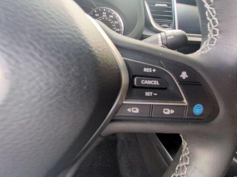 Used 2023 INFINITI QX50 Luxe FWD image 13