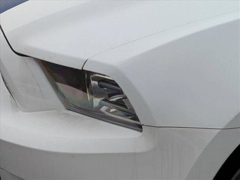Used 2014 Ford Mustang Coupe image 9
