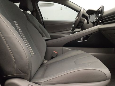 Used 2021 Hyundai Elantra SEL w/ Convenience Package image 21