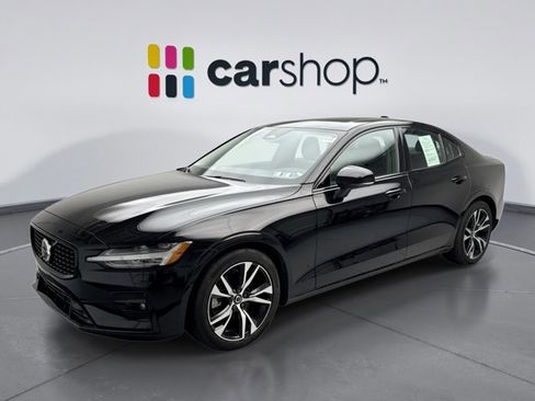 Used 2025 Volvo S60 B5 Plus image 1