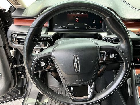 Used 2021 Lincoln Aviator Reserve w/ Elements Package Plus AWD/4WD image 14