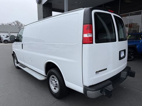 Used 2024 Chevrolet Express 2500 w/ Driver Convenience Package image 3