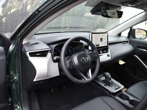 New 2026 Toyota Corolla Cross XLE image 6