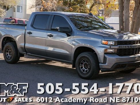 Used 2021 Chevrolet Silverado 1500 Custom image 1