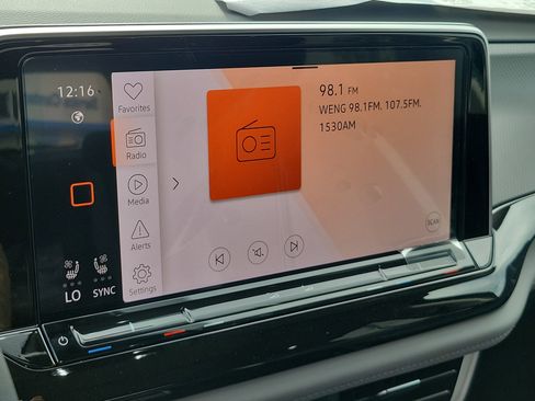 New 2026 Volkswagen Atlas Peak Edition image 28