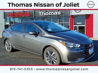 New 2025 Nissan Versa SV w/ Trunk Package