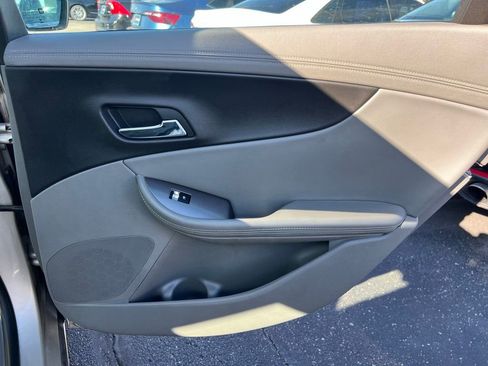 Used 2014 Chevrolet Impala LS FWD image 25