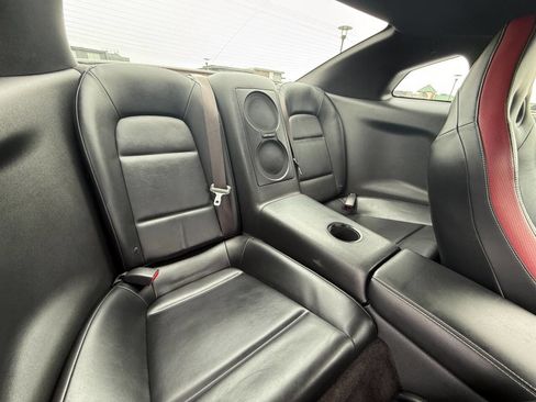 Used 2015 Nissan GT-R Black Edition image 18