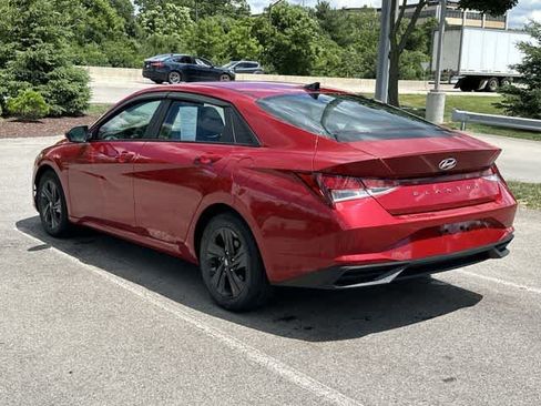 Used 2022 Hyundai Elantra SEL FWD image 21