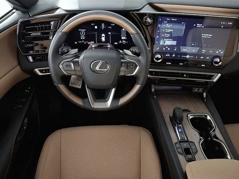 New 2026 Lexus RX 350h AWD/4WD image 11