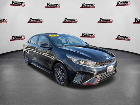 Certified 2022 Kia Forte GT-Line image 3