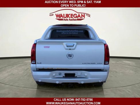 Used 2008 Cadillac Escalade EXT AWD/4WD image 4