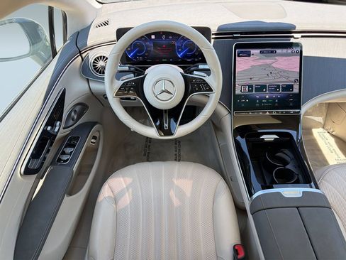 Used 2022 Mercedes-Benz EQS 450+ Sedan image 29