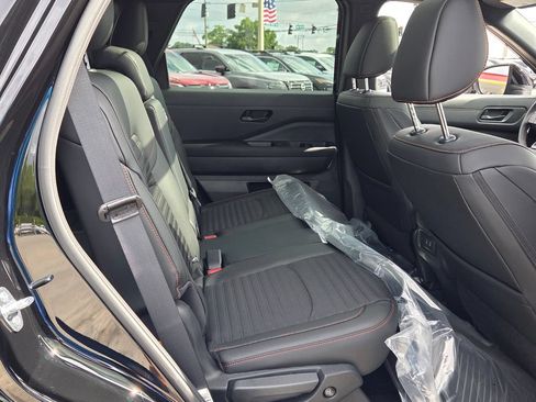 New 2026 Nissan Pathfinder Rock Creek AWD/4WD image 15