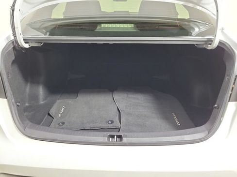 Used 2023 Toyota Corolla LE FWD image 10