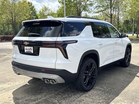New 2026 Chevrolet Traverse LT w/ LPO, Floor Liner Package FWD image 7