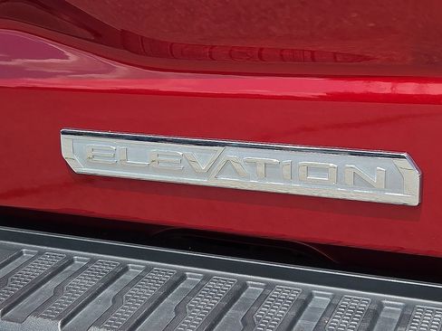 Certified 2024 GMC Sierra 1500 Elevation AWD/4WD image 9