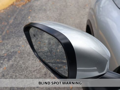 New 2026 Mitsubishi Outlander SEL image 8