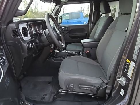 Used 2024 Jeep Wrangler Willys image 20
