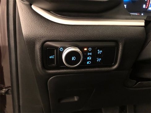 Used 2023 Ford Explorer XLT w/ Equipment Group 202A image 18