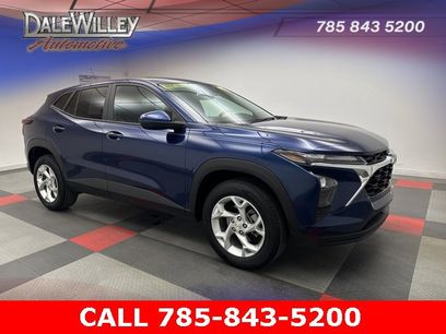 Used 2024 Chevrolet Trax LS w/ LS Convenience Package