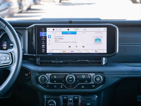 Used 2024 Jeep Wrangler Unlimited Rubicon 4xe image 15