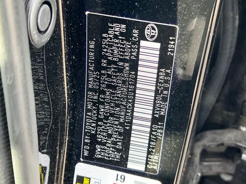 Used 2025 Toyota Camry LE FWD image 26