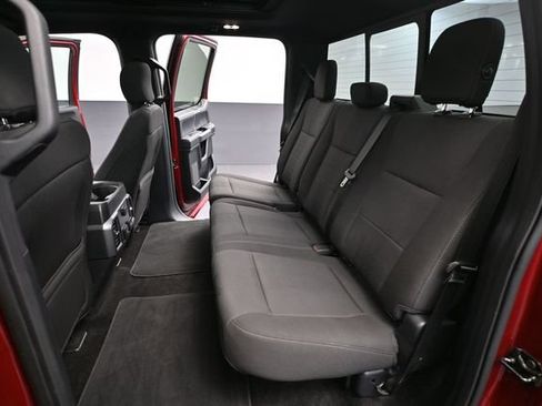 Used 2018 Ford F150 XLT w/ Equipment Group 302A Luxury AWD/4WD image 38