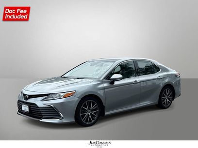 Used 2022 Toyota Camry XLE w/ Cold Weather Package