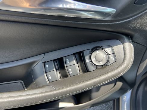 Used 2023 Buick Encore GX Select FWD image 15