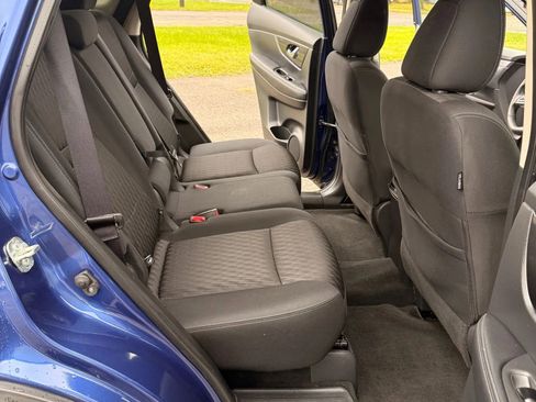 Used 2020 Nissan Rogue SV image 15