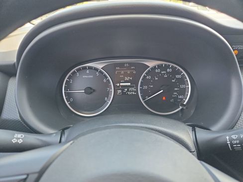Used 2025 Nissan Kicks Play S FWD image 23