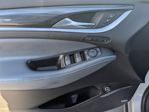 Used 2019 Buick Enclave Premium w/ Experience Buick Package image 10