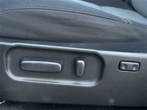 Used 2021 Toyota Tacoma TRD Sport image 29