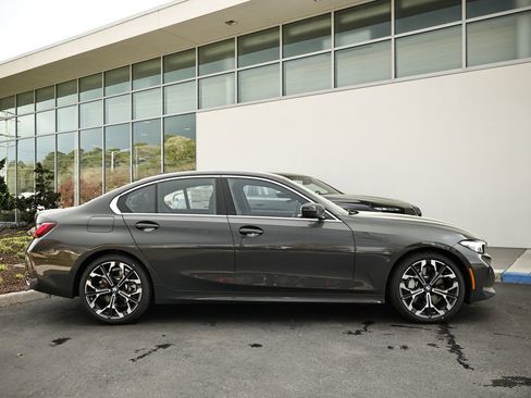 New 2026 BMW 330i Sedan w/ Premium Package image 4