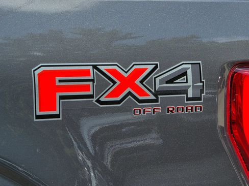 Used 2021 Ford F150 Lariat w/ Equipment Group 502A High AWD/4WD image 40