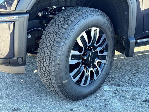 New 2026 GMC Sierra 2500 Denali Ultimate image 24