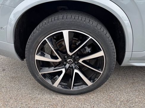 Certified 2024 Volvo XC90 B6 Plus AWD/4WD image 36