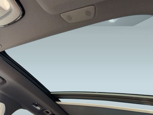 New 2026 Volvo XC90 B6 Plus w/ Protection Package Premier image 13