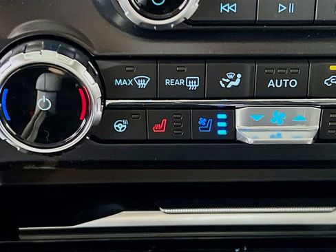 New 2026 Ford F350 Platinum w/ Platinum Plus Package AWD/4WD image 24