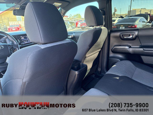 Used 2021 Toyota Tacoma TRD Sport w/ Technology Package AWD/4WD image 25
