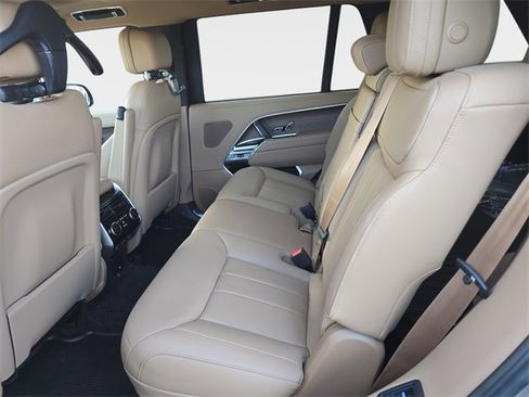 New 2026 Land Rover Range Rover Long Wheelbase SE image 10