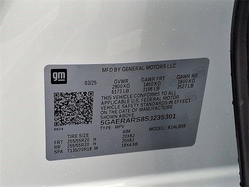 Certified 2025 Buick Enclave Preferred image 23