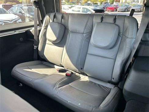 Used 2024 Jeep Wrangler Sport S image 16