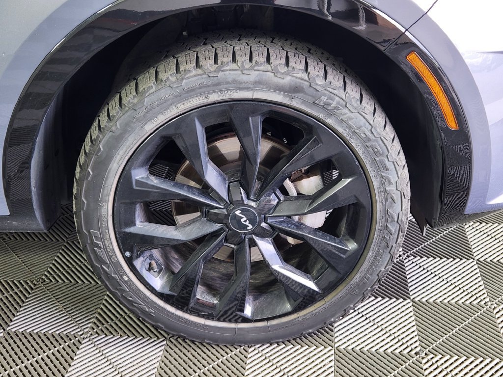 Used 2023 Kia Sorento SX AWD/4WD image 9