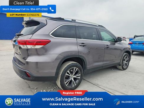 Used 2019 Toyota Highlander LE FWD image 4