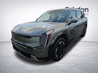 Certified 2024 Kia EV9 Land