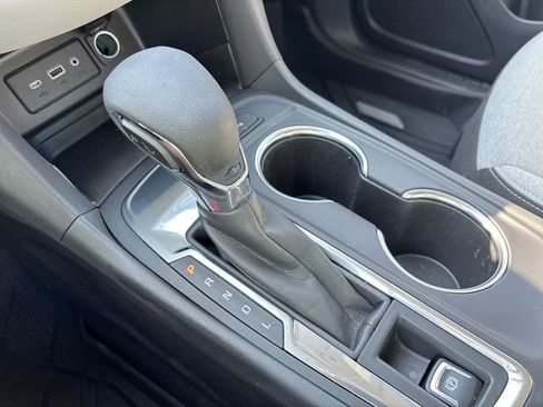 Used 2024 Chevrolet Equinox LT w/ LPO, Floor Liner Package FWD image 20